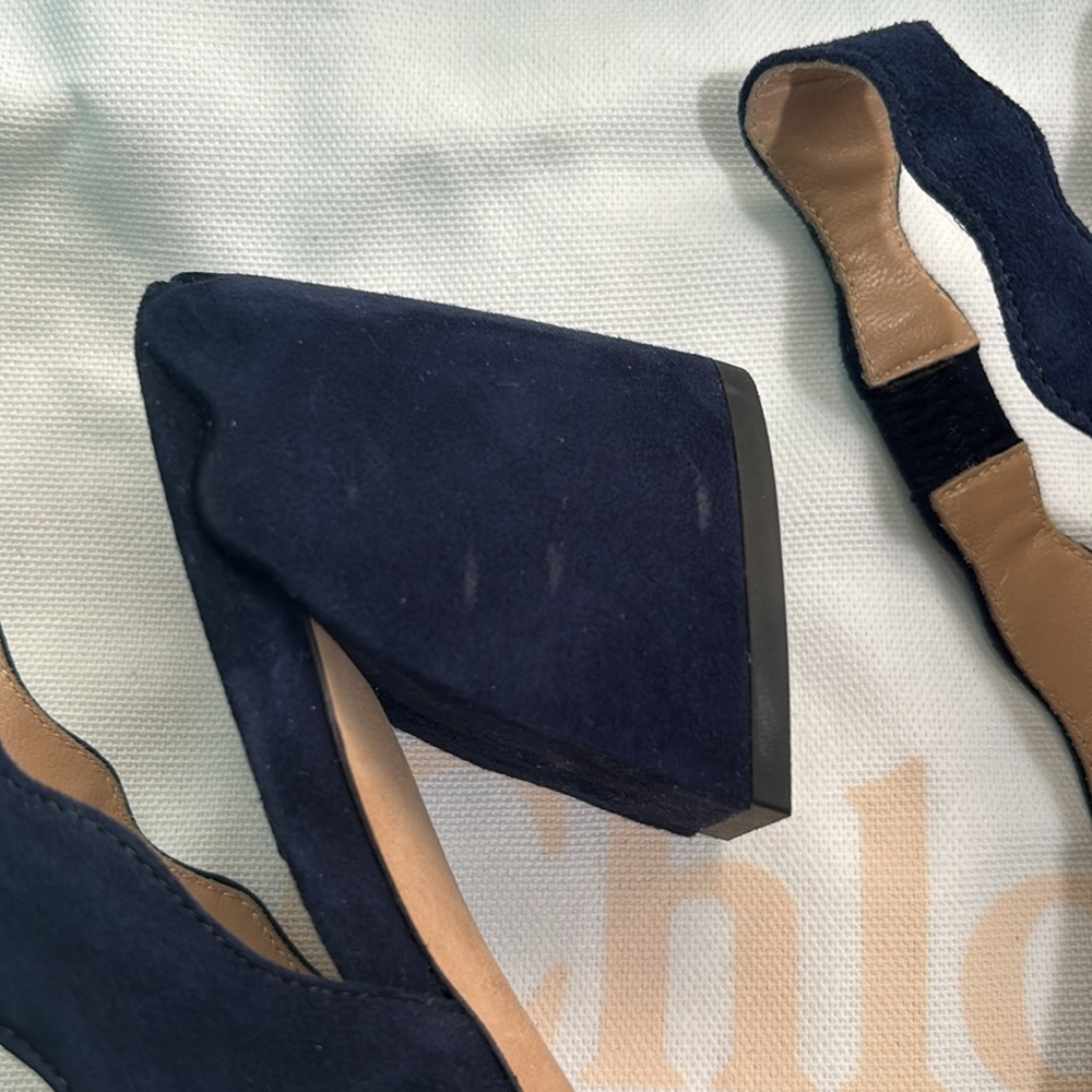 Chloe Laurena Scallop Slingback Pumps - Picture 8 of 15